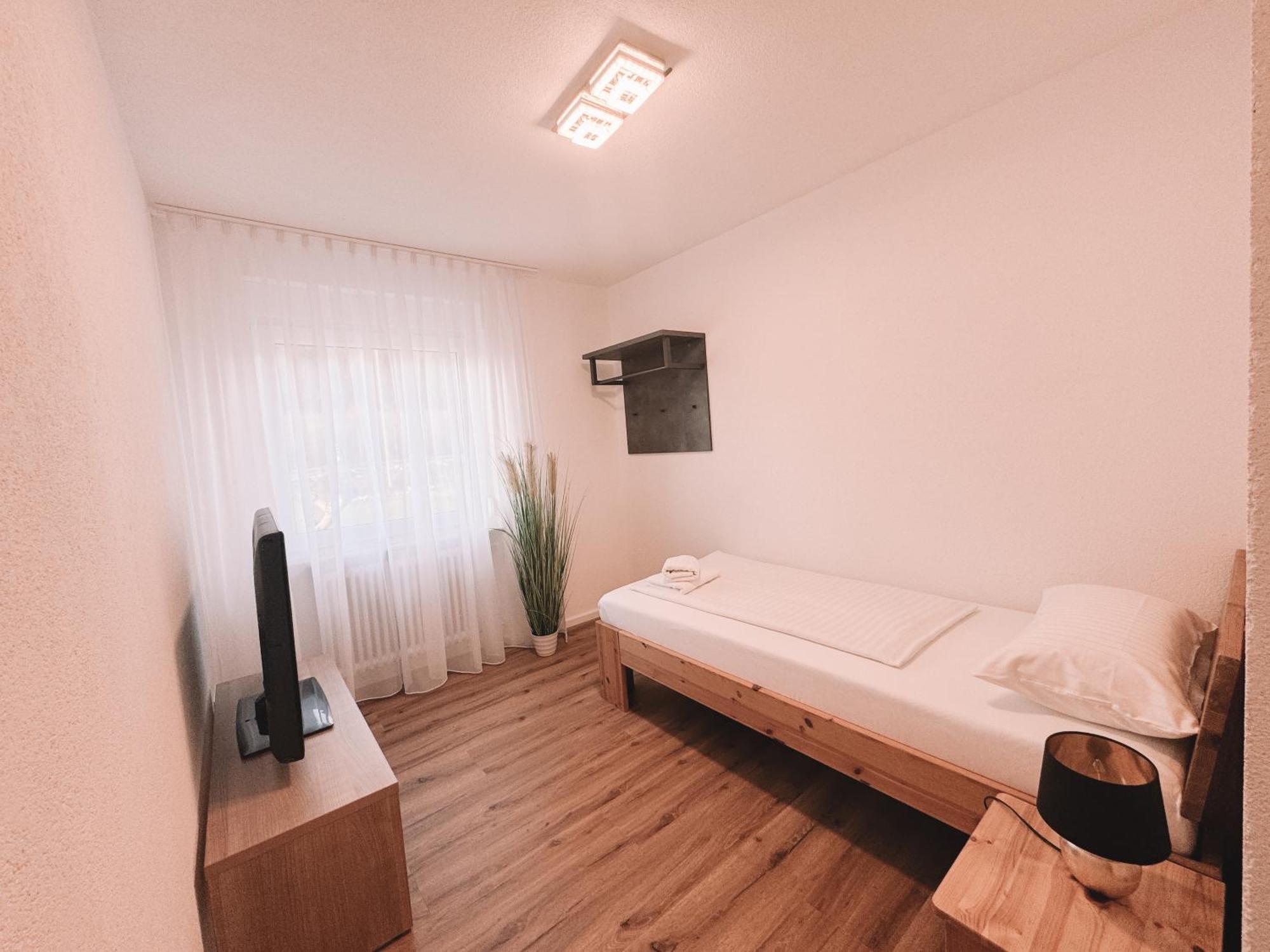 La Frontiera Hotel & Eventlocation - An Der Grenze , Naehe Schaffhausen -Rheinfall Tengen Kültér fotó