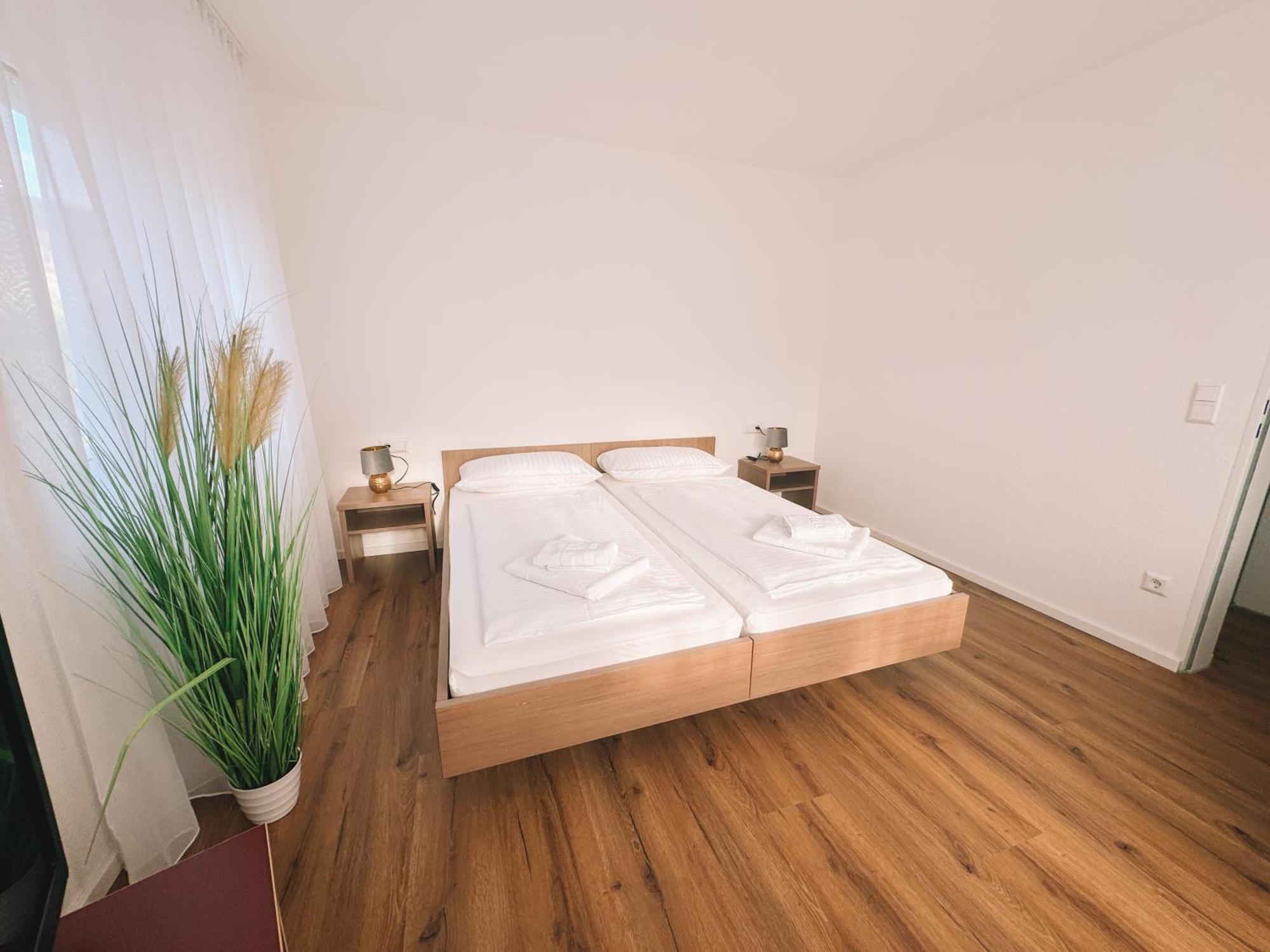 La Frontiera Hotel & Eventlocation - An Der Grenze , Naehe Schaffhausen -Rheinfall Tengen Kültér fotó